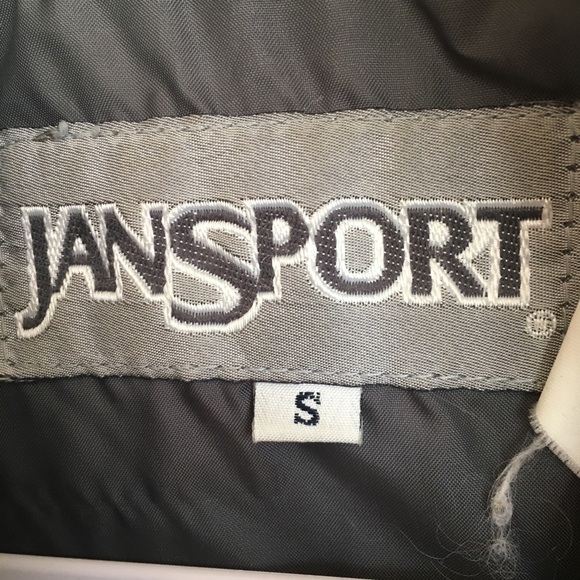 Women’s Jansport Vest - Picture 3 of 4
